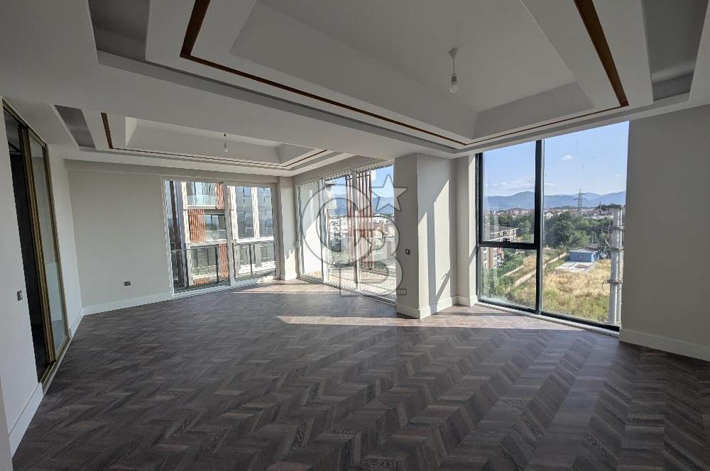 ZERAY ESİL'DE KAPALI MUTFAK 3+1 ÇATI DUBLEKS SATILIK DAİRE
