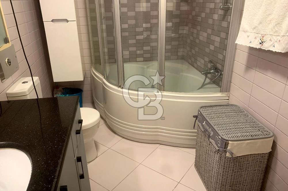 YEŞİLKÖY merkezde satılık 3+1 daire