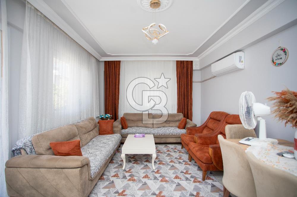 Foça Bağarası Kazım Dirik Mahallesinde Satılık 2+1 Daire