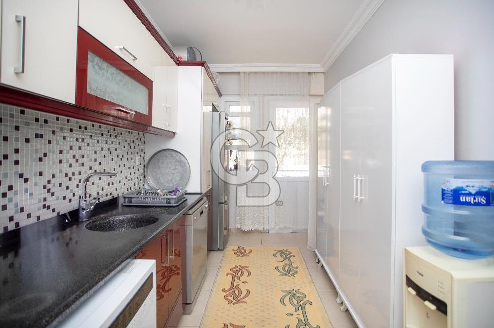 Foça Bağarası Kazım Dirik Mahallesinde Satılık 2+1 Daire
