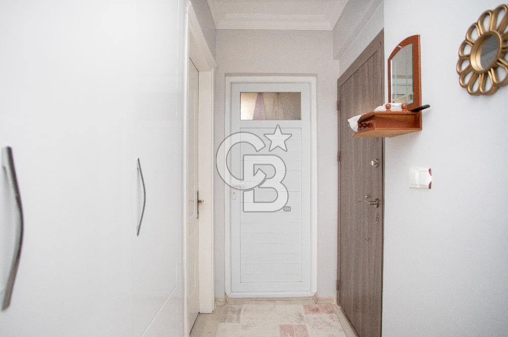 Foça Bağarası Kazım Dirik Mahallesinde Satılık 2+1 Daire