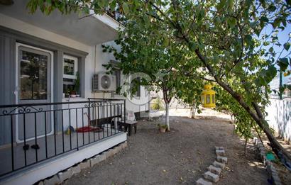 Foça Bağarası Kazım Dirik Mahallesinde Satılık 2+1 Daire