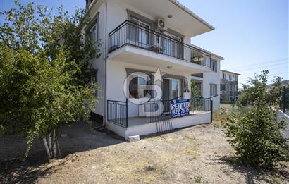 Foça Bağarası Kazım Dirik Mahallesinde Satılık 2+1 Daire