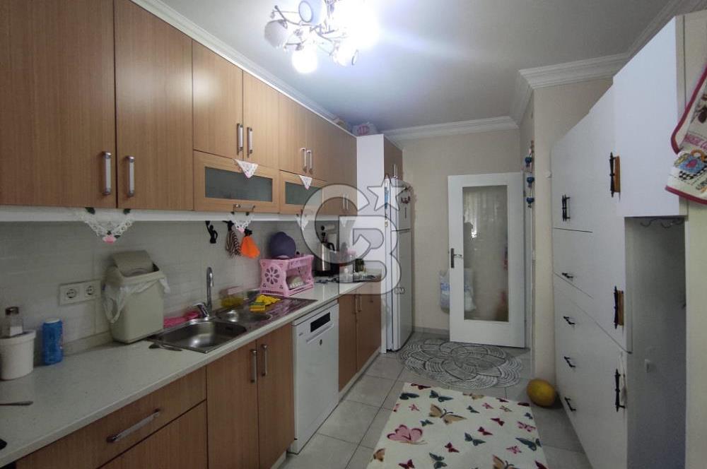 VİLLA TADINDA 3 KATLI TRİPLEKS 5+1 SATILIK FERAH DAİRE