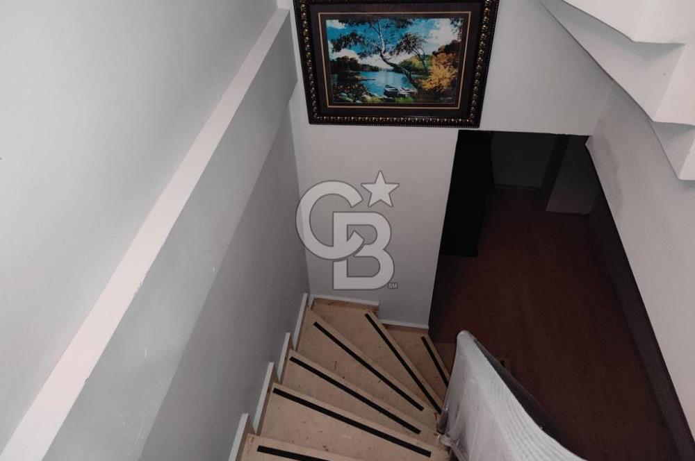 VİLLA TADINDA 3 KATLI TRİPLEKS 5+1 SATILIK FERAH DAİRE