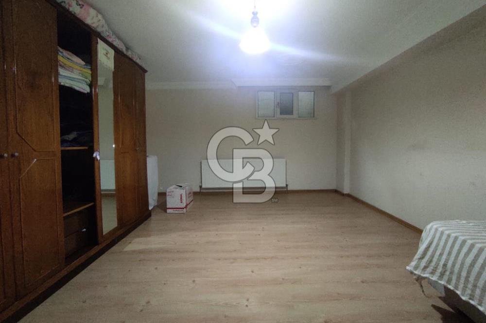 VİLLA TADINDA 3 KATLI TRİPLEKS 5+1 SATILIK FERAH DAİRE