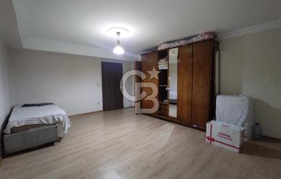 VİLLA TADINDA 3 KATLI TRİPLEKS 5+1 SATILIK FERAH DAİRE
