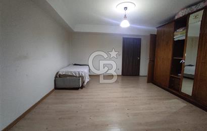 VİLLA TADINDA 3 KATLI TRİPLEKS 5+1 SATILIK FERAH DAİRE