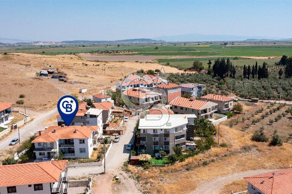 Foça Bağarası Kazım Dirik Mahallesinde Satılık 2+1 Daire