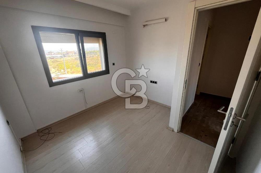 URLA GÜLBAHÇE'DE SATILIK 2+1 DENİZ MANZARALI DUBLEKS DAİRE