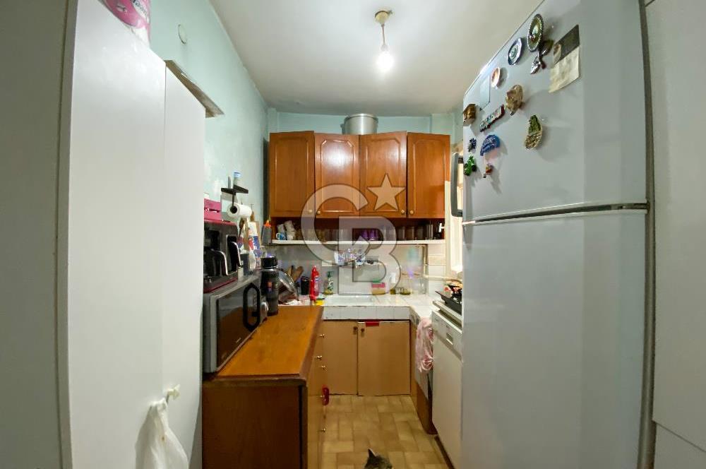 ZEYNEPKAMİL'DE SATILIK, HASTANEYE YAKIN,  2+1, 85 m2