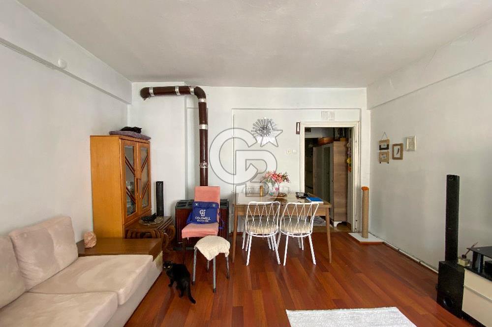 ZEYNEPKAMİL'DE SATILIK, HASTANEYE YAKIN,  2+1, 85 m2