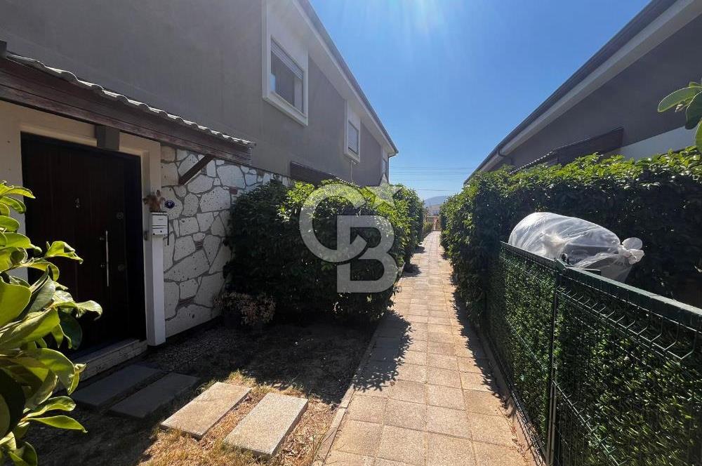 URLA GÜLBAHÇE'DE SATILIK 2+1 DENİZ MANZARALI DUBLEKS DAİRE