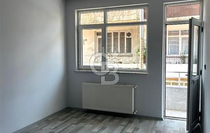 Eski Fidangör Caddesine cepheli kiralık işyeri