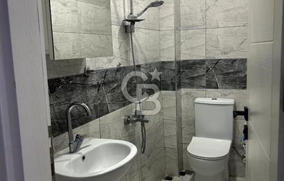 Eski Fidangör Caddesine cepheli kiralık işyeri