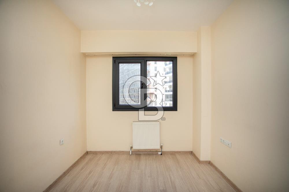 KARŞIYAKA KONAKLARI SATILIK 2+1 DAİRE