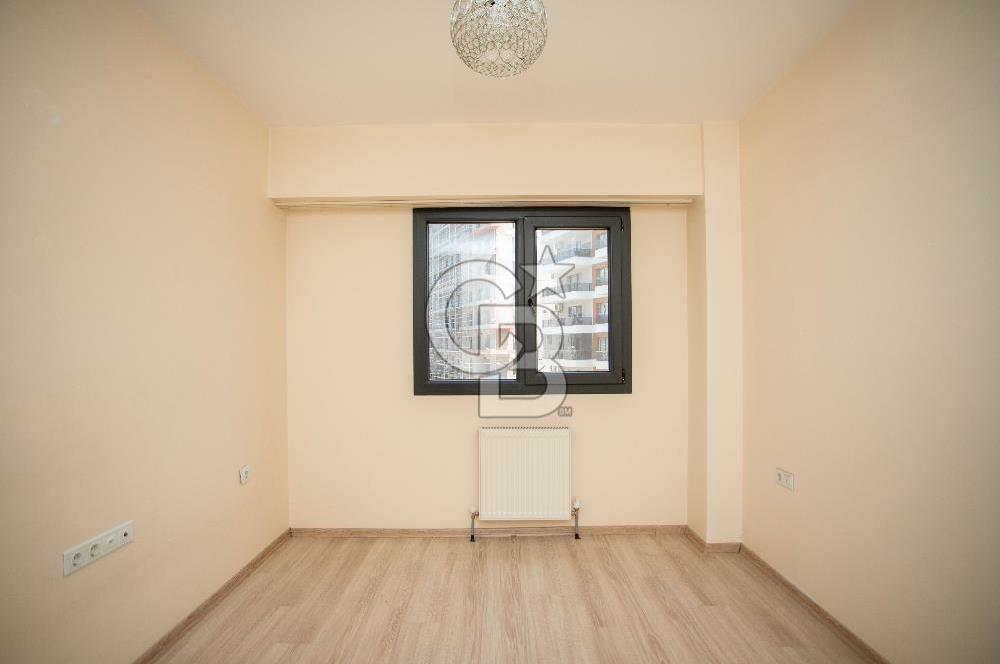 KARŞIYAKA KONAKLARI SATILIK 2+1 DAİRE