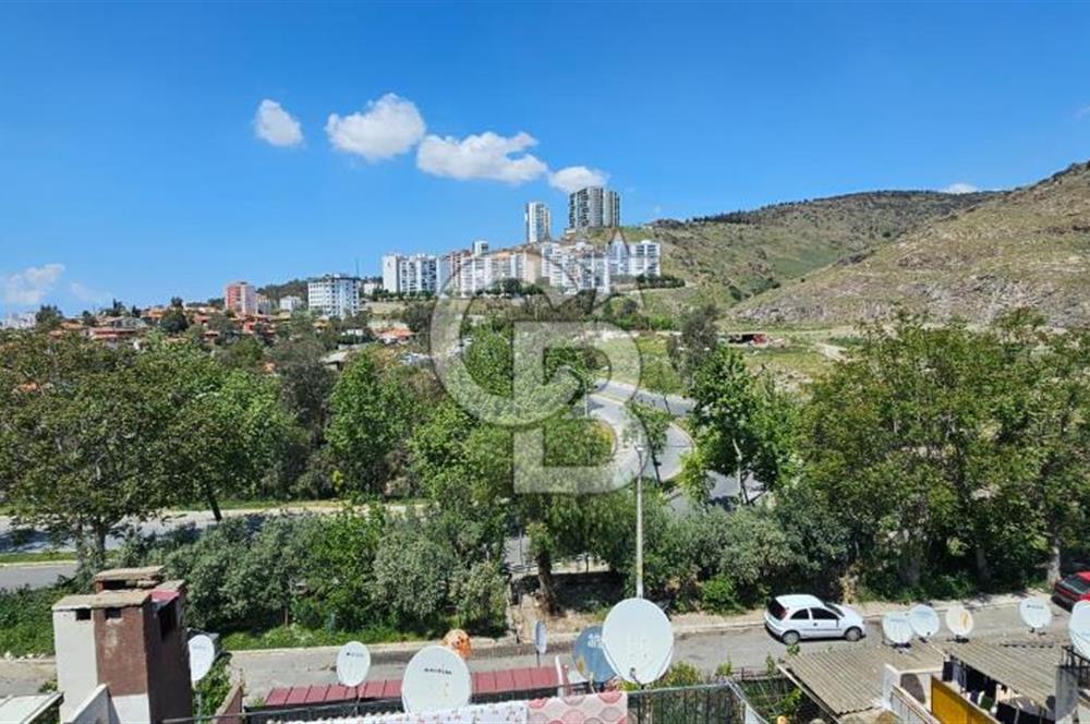 EVKA 2 TERAS EVLERDE SATILIK 2+1 TERAS BAHÇELİ DAİRE