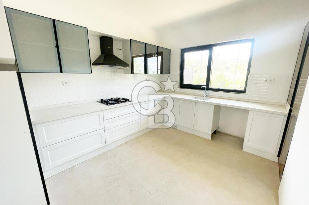 Ayvacık Kozluda Satılık Ful Boğaz Manzaralı 3+1 Satılık Villa !