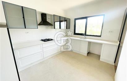 Ayvacık Kozluda Satılık Ful Boğaz Manzaralı 3+1 Satılık Villa !