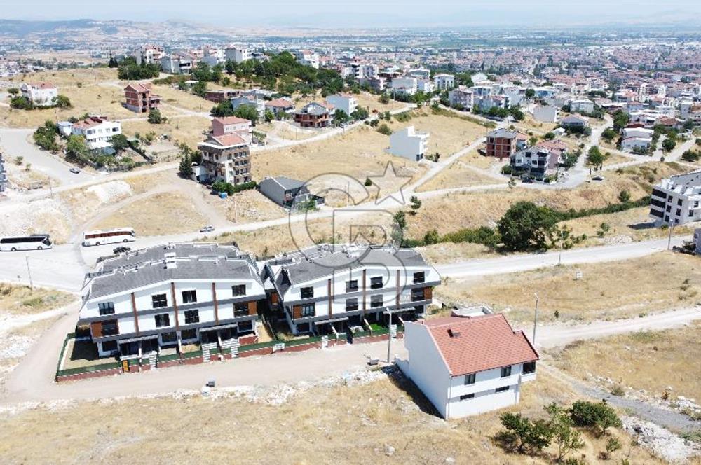 CB KİNG'DEN MALTEPE MAHALLESİNDE SATILIK 5+1 VİLLA