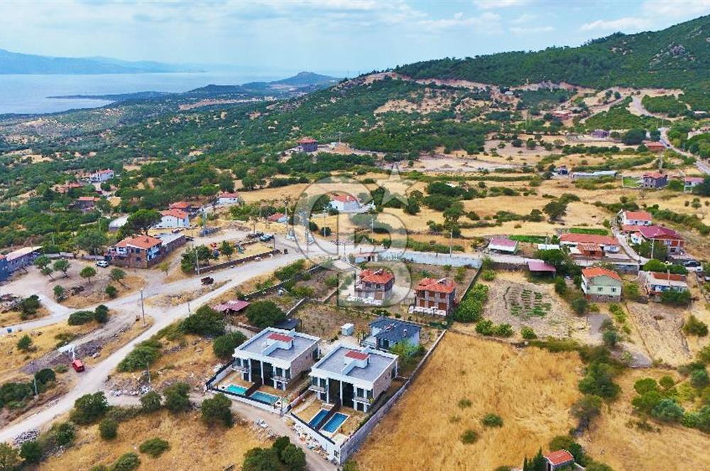 Ayvacık Kozluda Satılık Ful Boğaz Manzaralı 3+1 Satılık Villa !