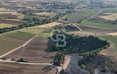 Bursa Yenişehir Çamönü’nde 2743 m² Çift Yola Cephe Yatırımlık Arazi