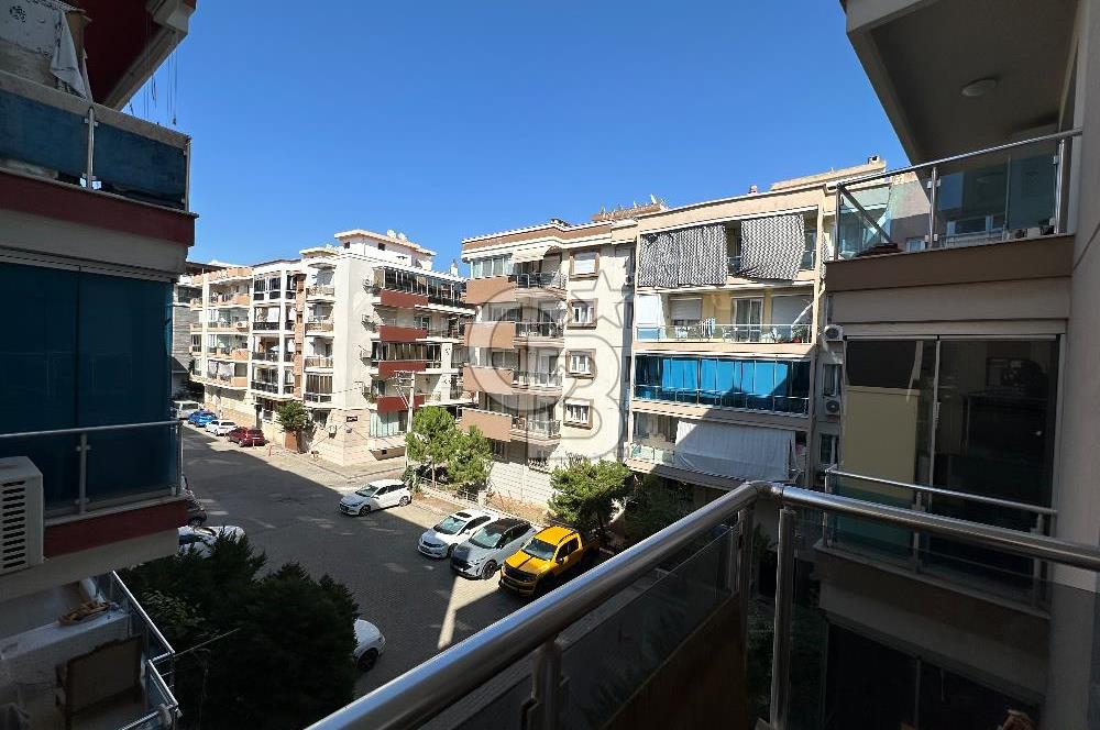 Karşıyaka Yalı Mahallesinde 3+1 Satılık Daire
