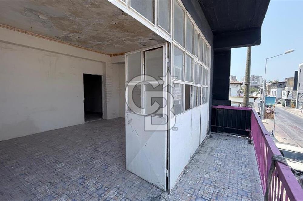 Umurbey Mah. Şehitlik Caddesi 3 Katlı Kiralık Dükkan