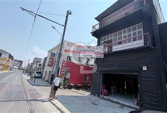 Umurbey Mah. Şehitlik Caddesi 3 Katlı Kiralık Dükkan
