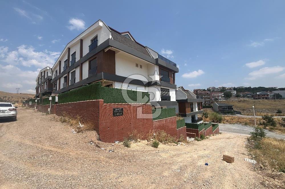 CB KİNG'DEN MALTEPE MAHALLESİNDE SATILIK 5+1 VİLLA