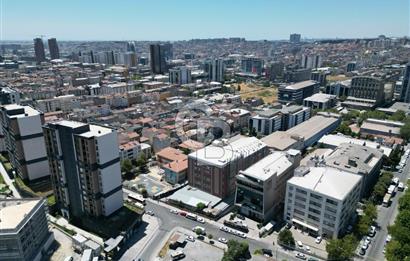 İSTANBUL BASIN EKSPRES YOLUNDA ÇOK FONKSİYONLU KULLANIM ALANINA SAHİP SATILIK TİCARİ MÜLK