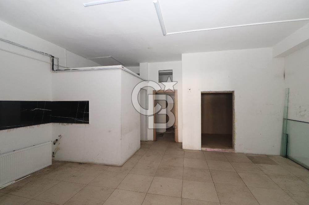 Taşdelen Cad. Üzerinde 350 m² Depolu Kiralık Dükkan