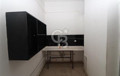 Taşdelen Cad. Üzerinde 350 m² Depolu Kiralık Dükkan