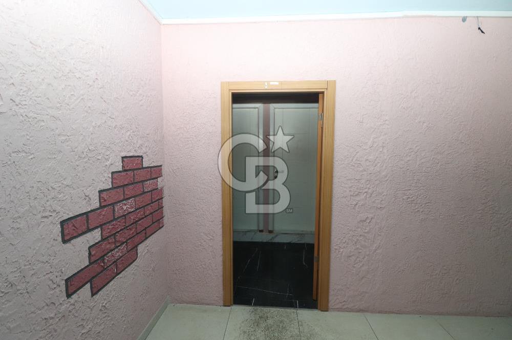 Taşdelen Cad. Üzerinde 350 m² Depolu Kiralık Dükkan