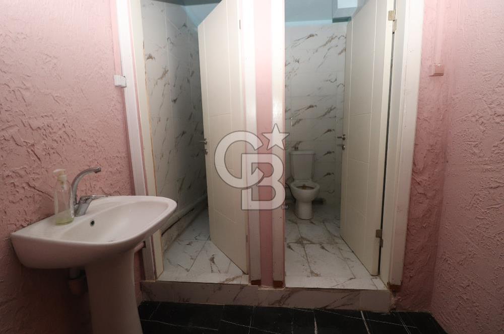 Taşdelen Cad. Üzerinde 350 m² Depolu Kiralık Dükkan