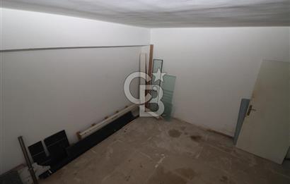 Taşdelen Cad. Üzerinde 350 m² Depolu Kiralık Dükkan