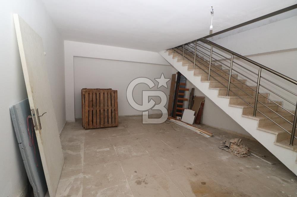 Taşdelen Cad. Üzerinde 350 m² Depolu Kiralık Dükkan