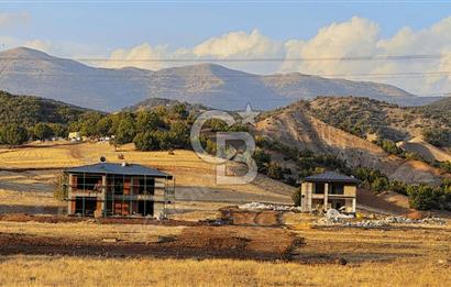 TUNCELİ MERKEZ İSMET İNÖNÜ MAHALLESİ CEM EVİN GEÇİNCE SOLDA ARSA