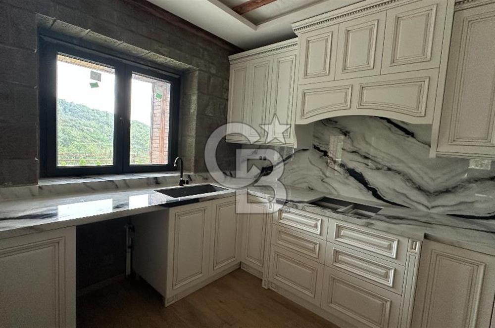 CB LİKA'DAN SATILIK TAŞ VİLLA