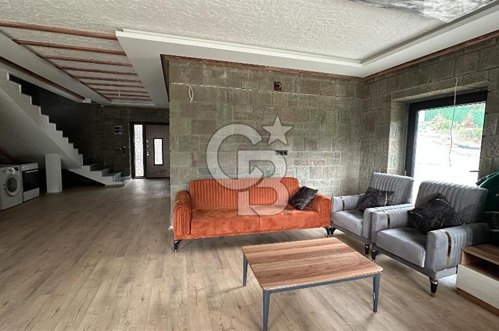 CB LİKA'DAN SATILIK TAŞ VİLLA