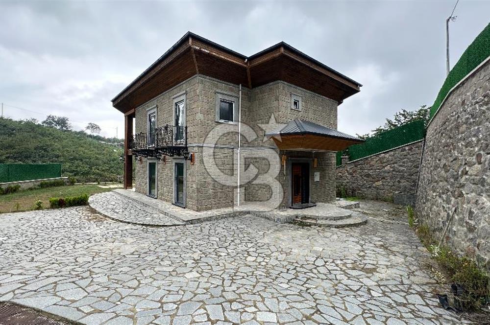 CB LİKA'DAN SATILIK TAŞ VİLLA