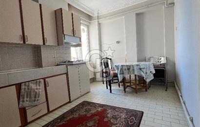 LAPSEKİ’DE İSKELE VE OKULA YAKIN 2+1 KİRALIK DAİRE