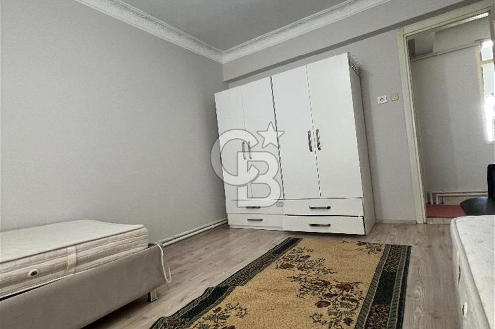 LAPSEKİ’DE İSKELE VE OKULA YAKIN 2+1 KİRALIK DAİRE