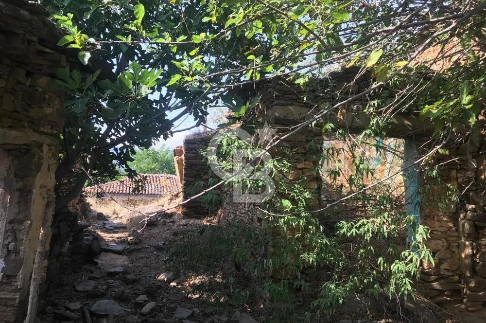 İzmir / Bayındır Köy İçinde Satılık İmarlı Arsa