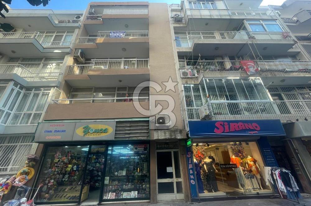 Karşıyaka Donanmacı Sahil Bölgesin'de Yatırımlık Satılık Daire