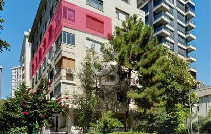 Suadiye Şaşkınbakkal'da 3+1 Balkonlu Kiralık Daire