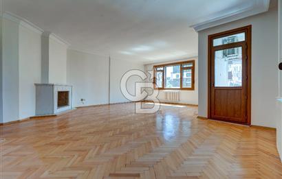 Suadiye Şaşkınbakkal'da 3+1 Balkonlu Kiralık Daire