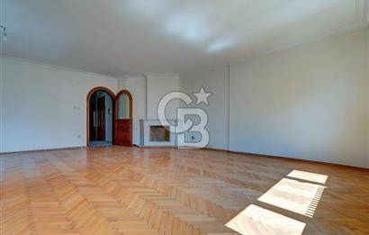 Suadiye Şaşkınbakkal'da 3+1 Balkonlu Kiralık Daire