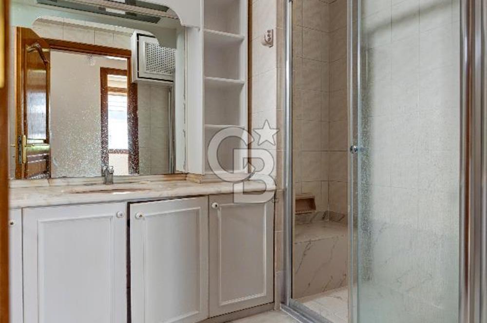 Suadiye Şaşkınbakkal'da 3+1 Balkonlu Kiralık Daire